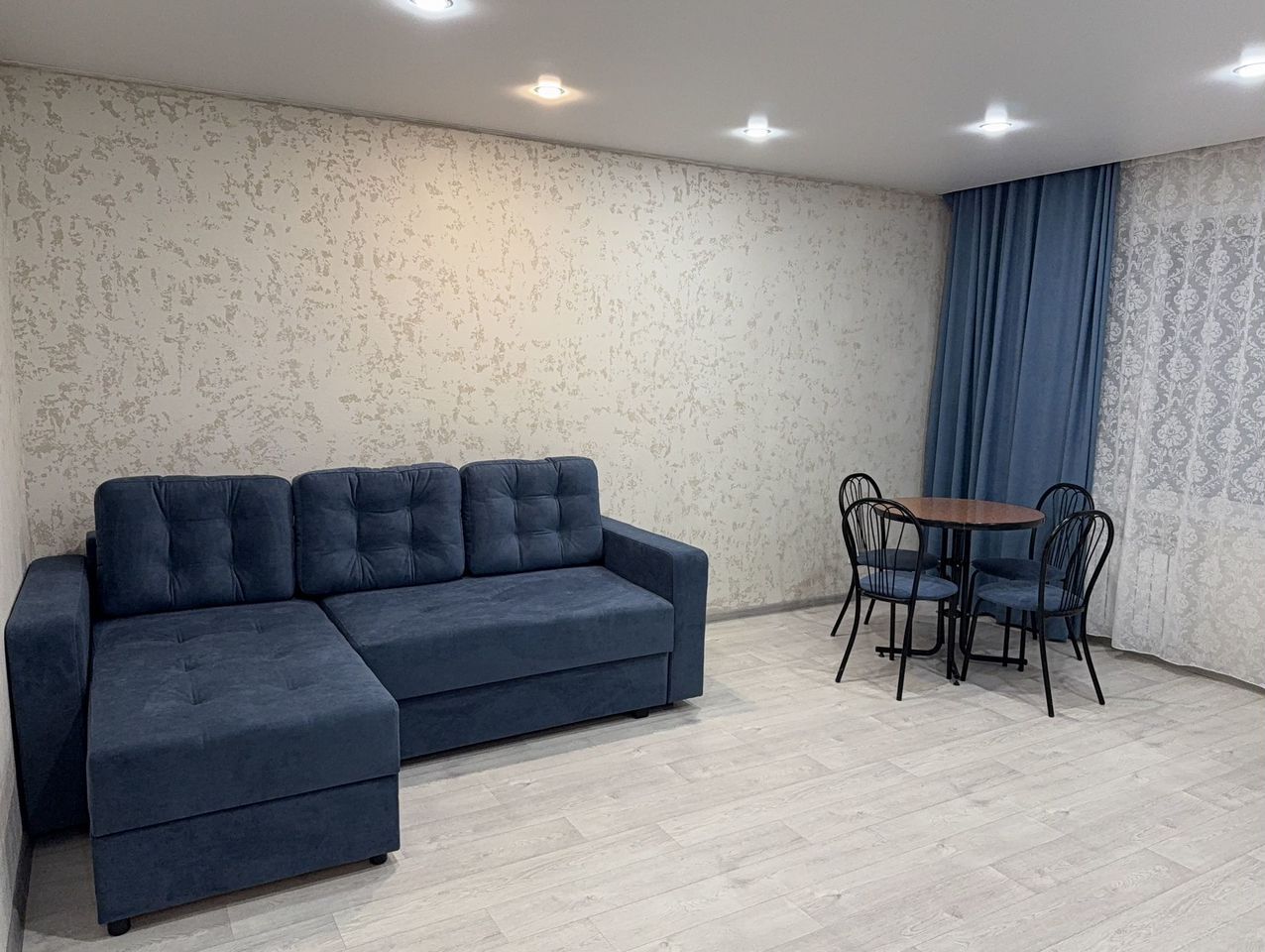 1-к. квартира, 43 м², 1/5 эт.