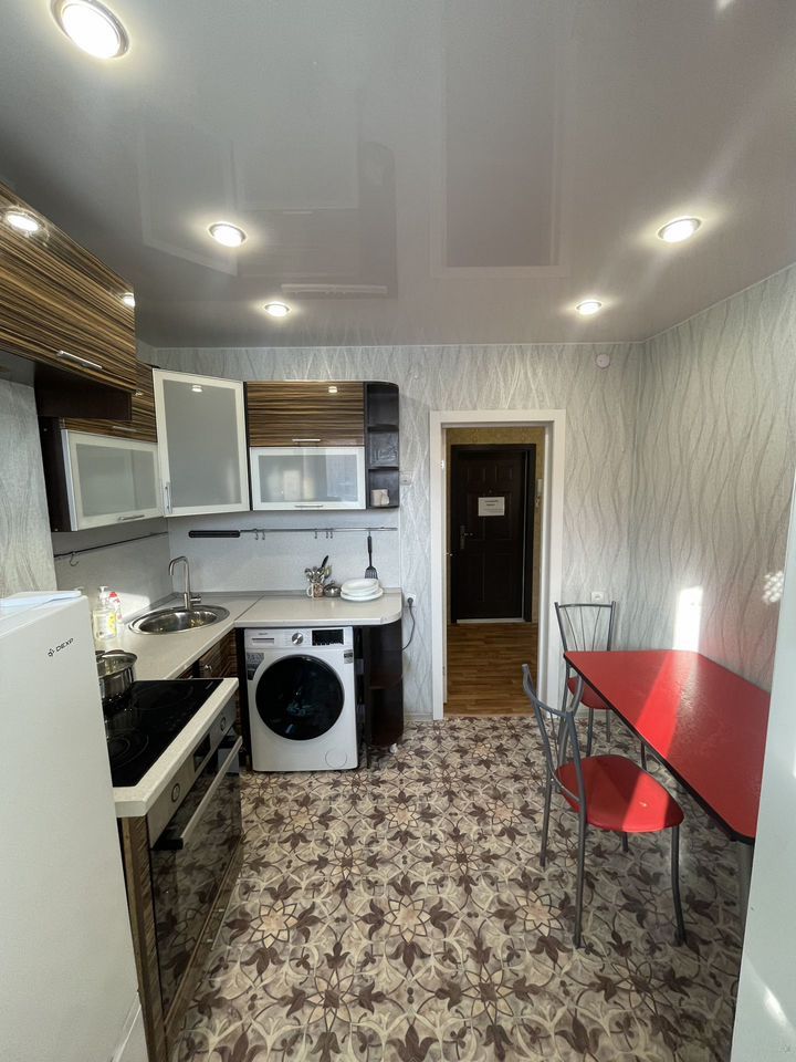 2-к. квартира, 43 м², 4 кровати, Карасук