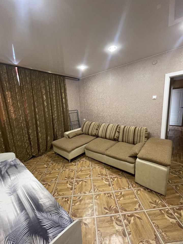 2-к. квартира, 43 м², 4 кровати, Карасук