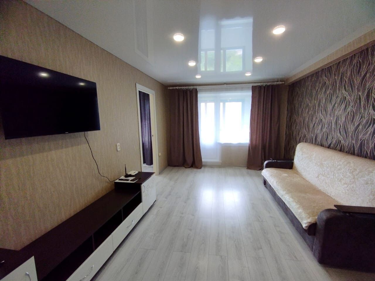 3-к. квартира, 59 м², 4 кровати, Карасук
